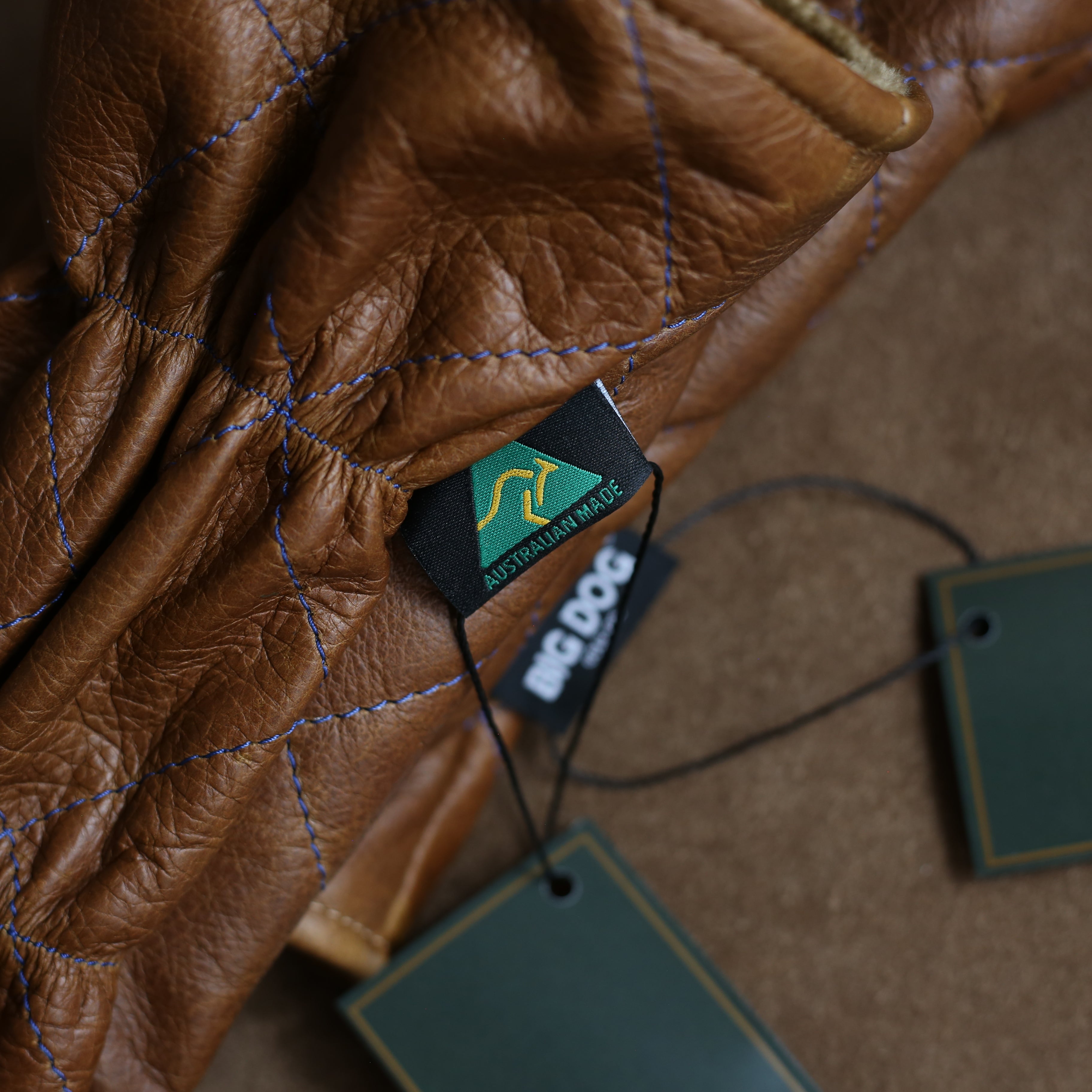 leather-golf-headcover